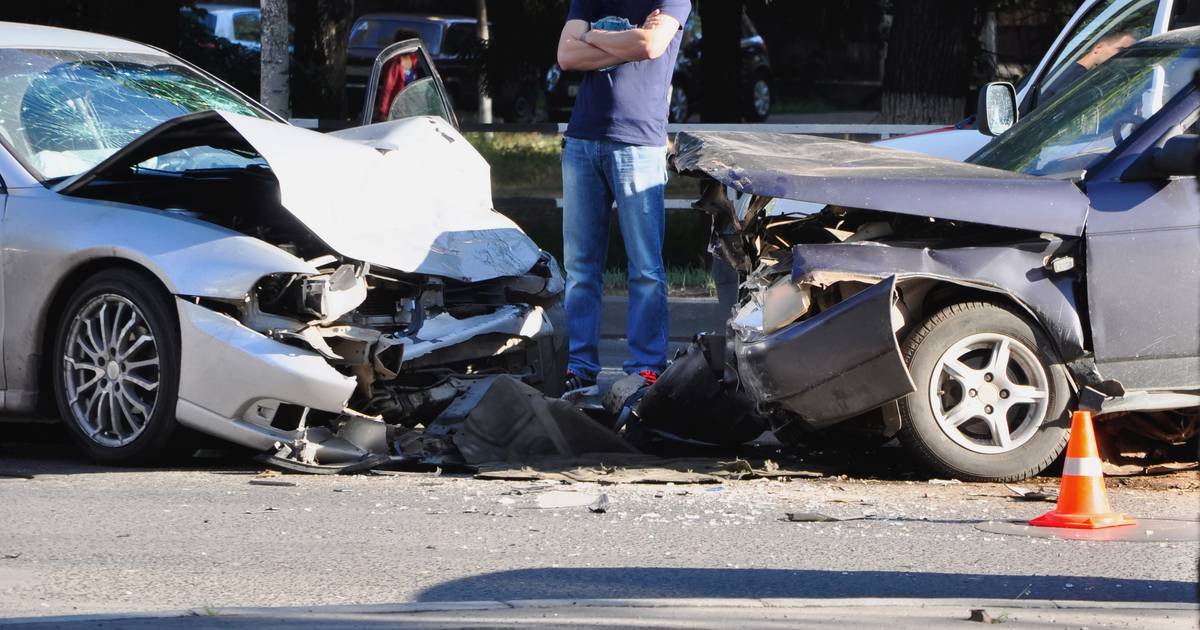 Автомобил, превозващ мигранти катастрофира снощи в София