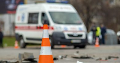 Жена падна от мост, след което беше блъсната от лек автомобил в Русе