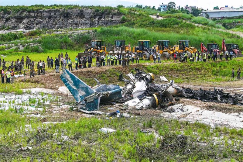 plane with 18 passengers crashed in nepal