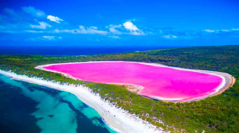 Lake Hillier in Australia