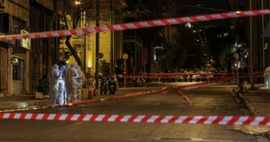 2025-04-11t210415z-1513464166-rc2wvdaorzsk-rtrmadp-3-greece-blast